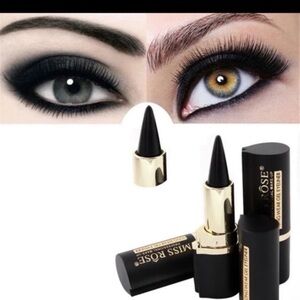 Black Gel Eyeliner